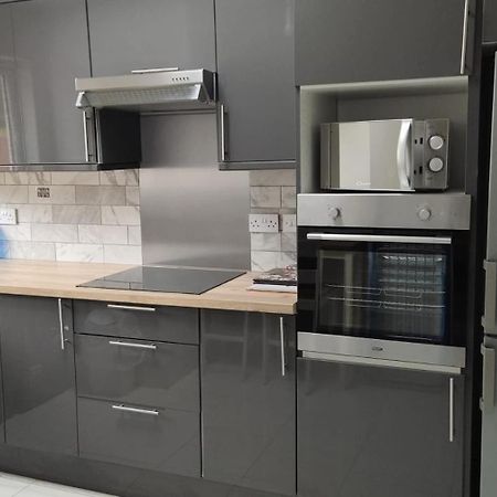 דבלין Studio With Private Kitchen מראה חיצוני תמונה
