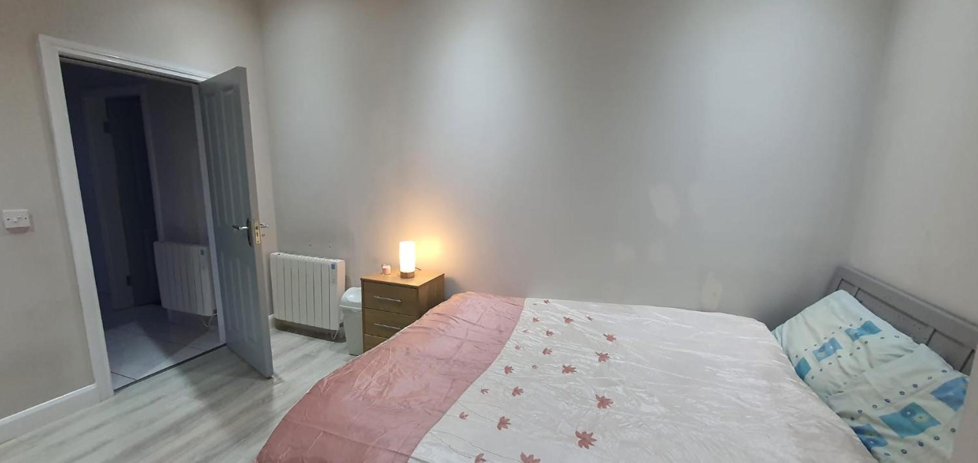 דבלין Studio With Private Kitchen מראה חיצוני תמונה